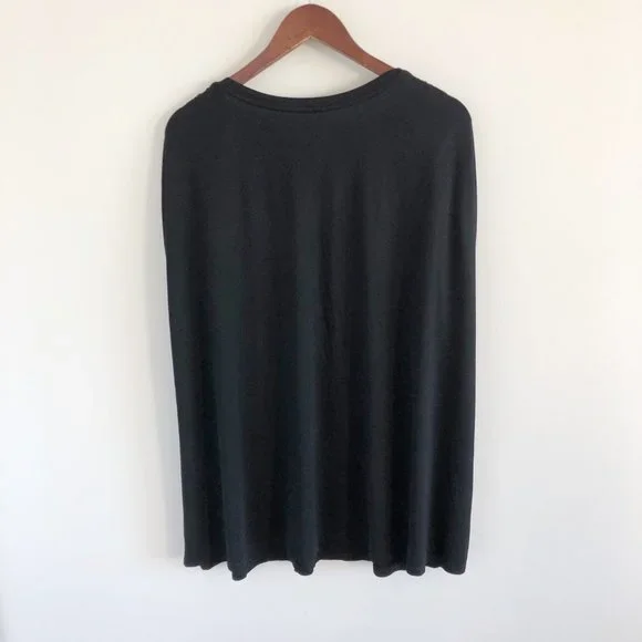 Lane Bryant Ruched Shoulder V-Neck Black Top 26 - 28 - Picture 6 of 6